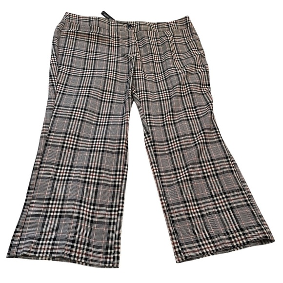 Le Chateau Slim Fit Leg-Sits below Belly button - Size 20W-Pull on pants-NWT - Picture 1 of 13